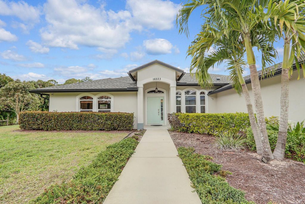 Photo of 16223 127 Drive N, Jupiter, FL 33478 (MLS # R11066948)