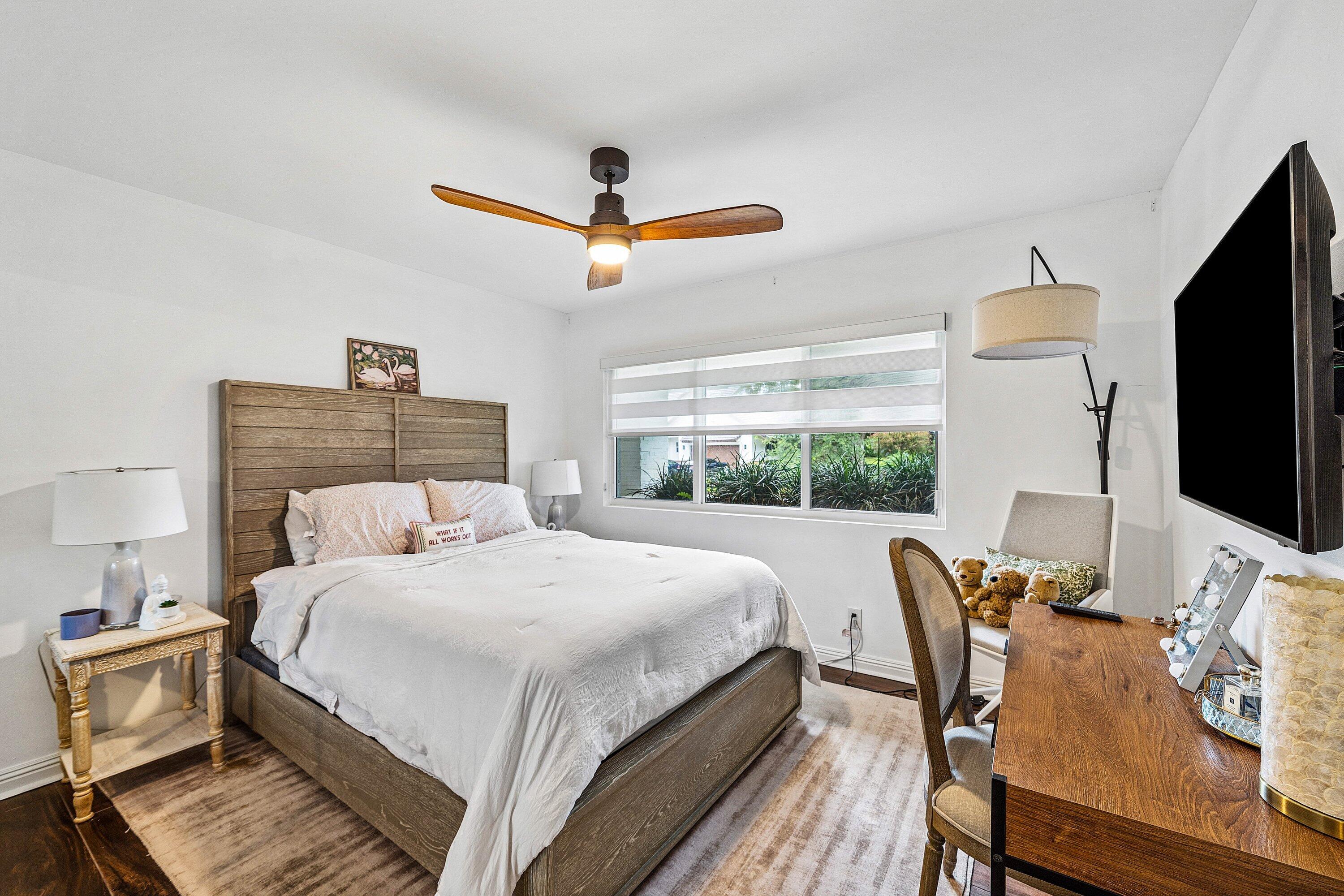 WOODFIELD HUNT CLUB - Residential