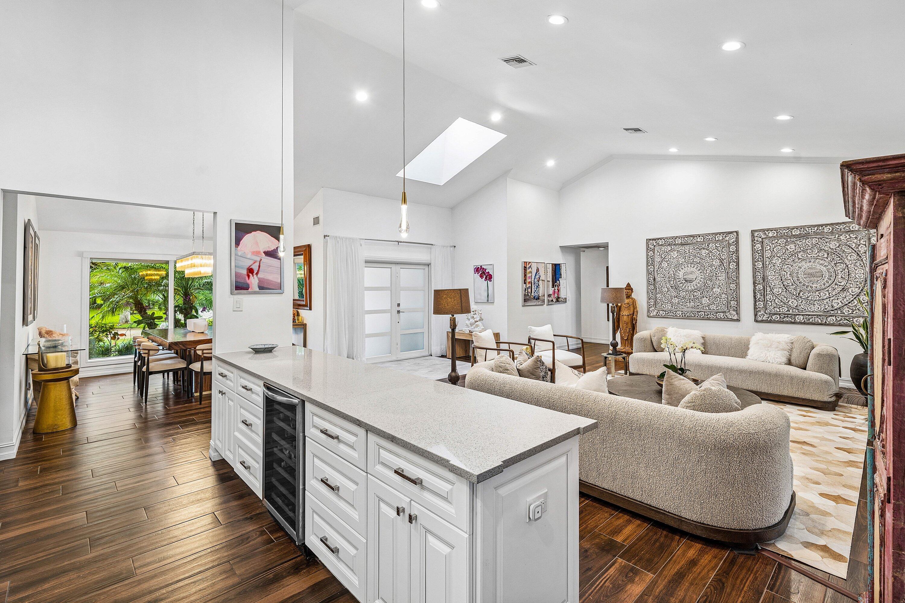 WOODFIELD HUNT CLUB - Residential