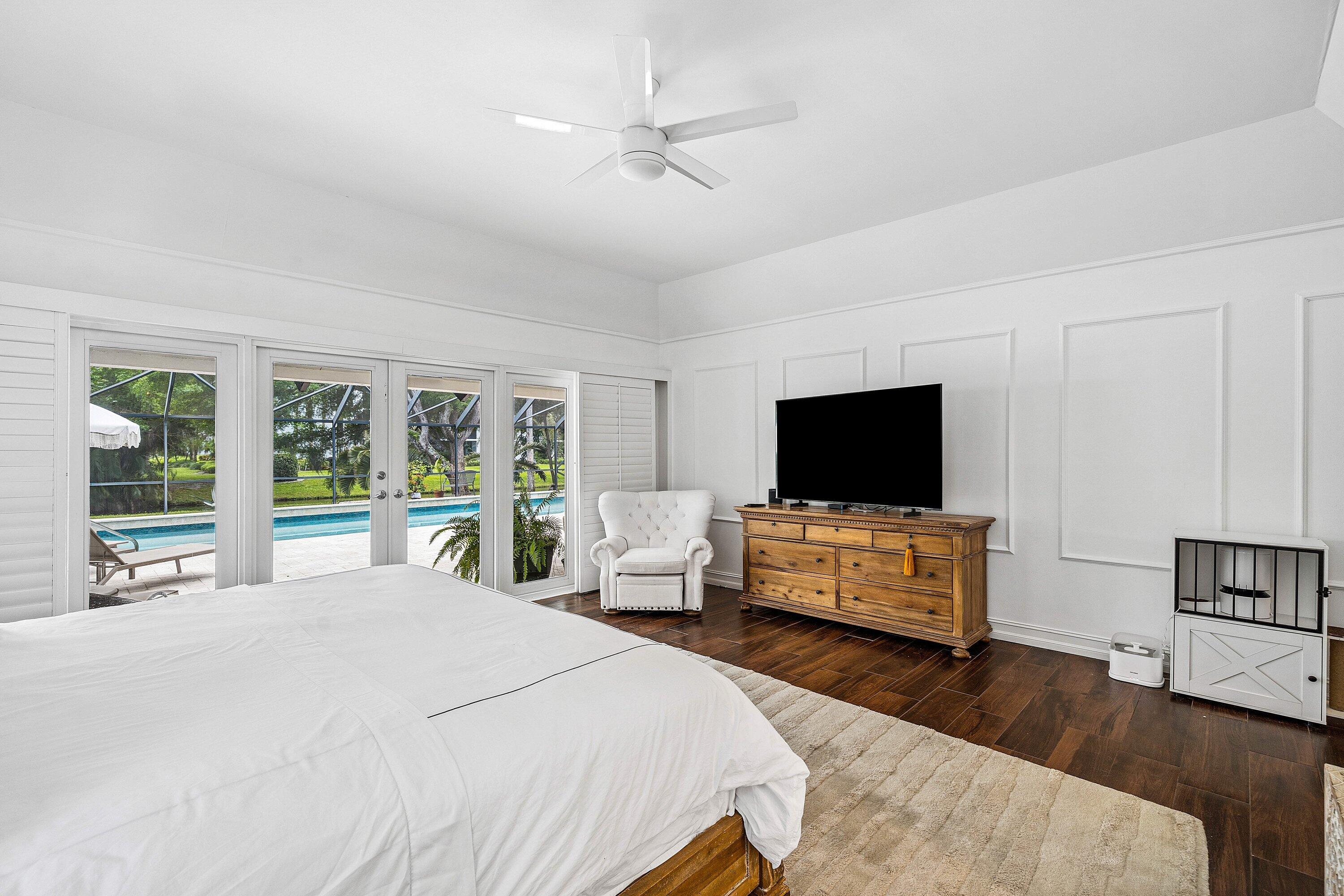 WOODFIELD HUNT CLUB - Residential