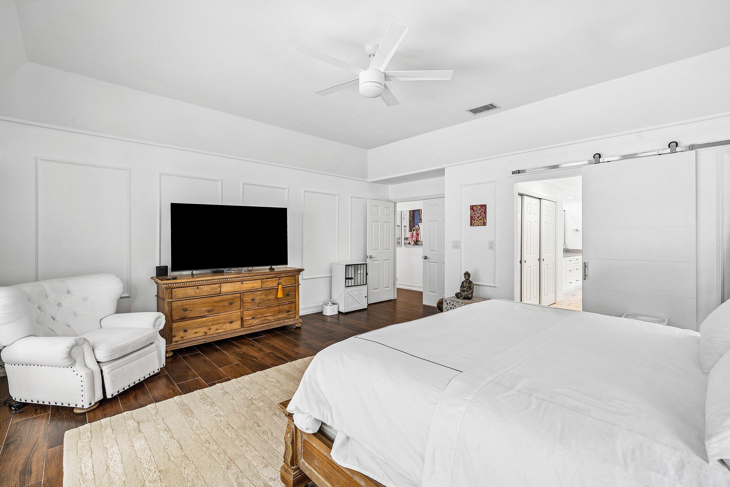 WOODFIELD HUNT CLUB - Residential