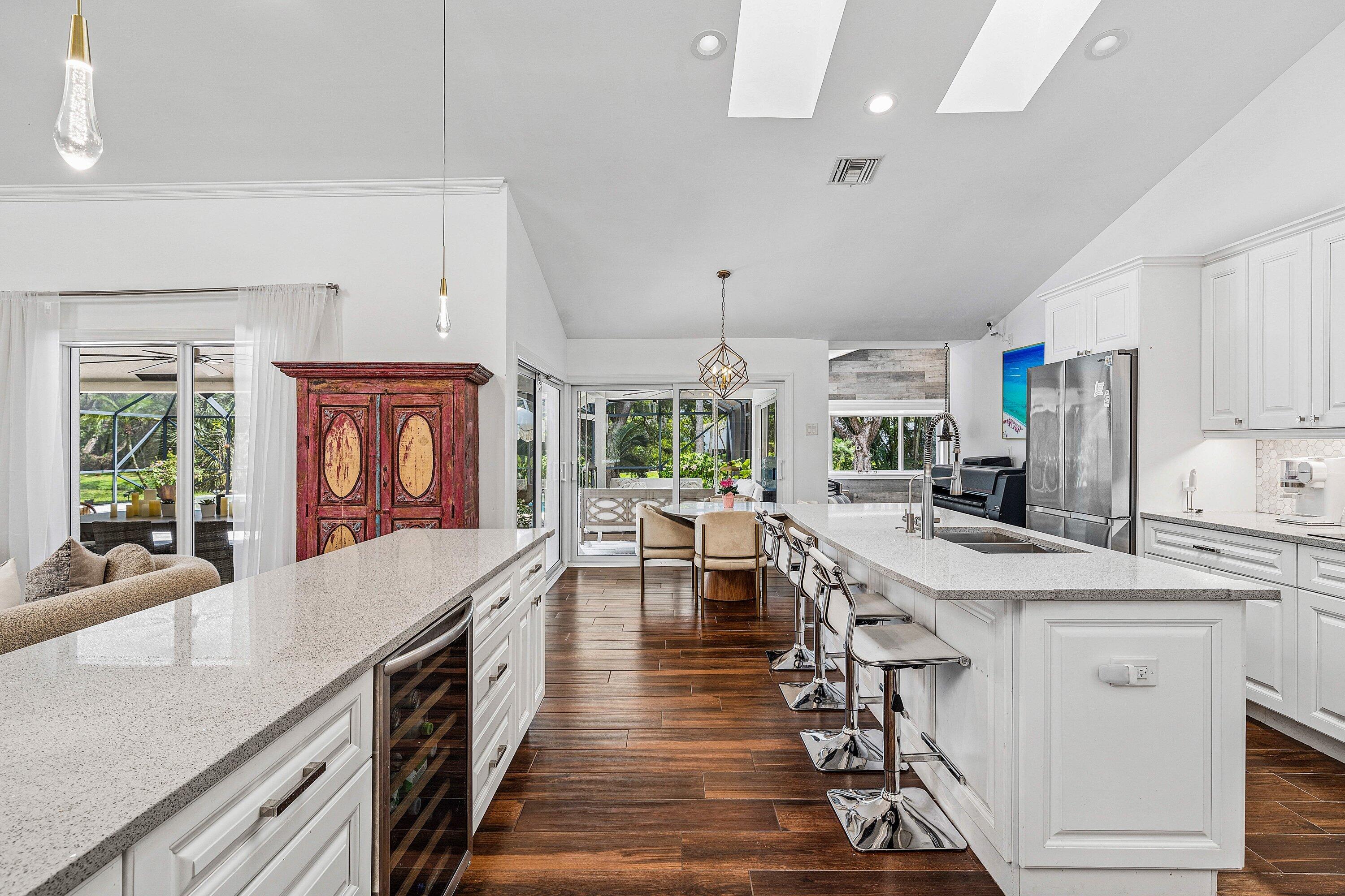 WOODFIELD HUNT CLUB - Residential