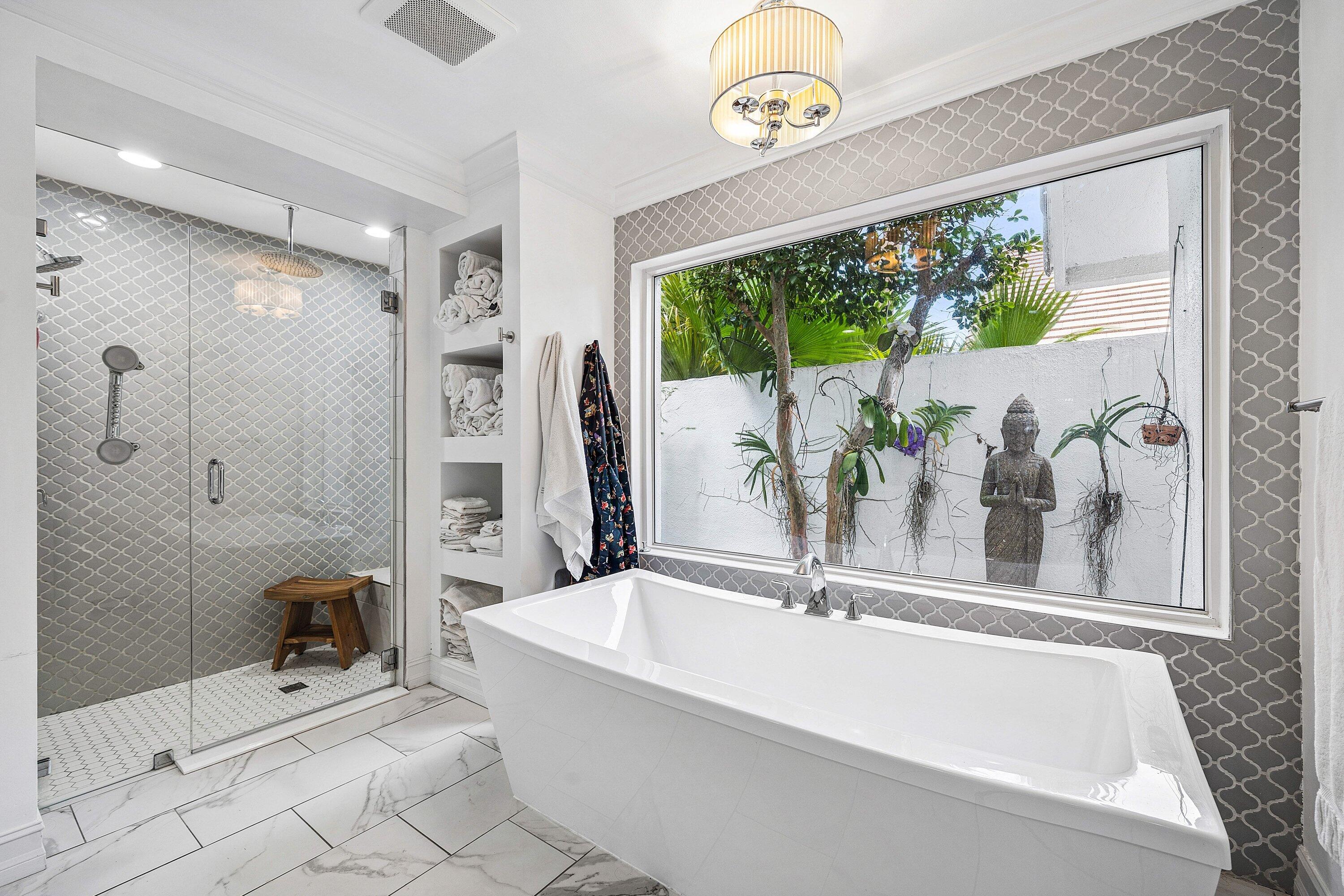 WOODFIELD HUNT CLUB - Residential