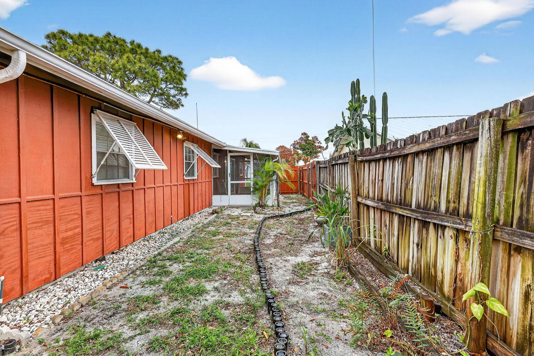 LEILANI HEIGHTS - Residential