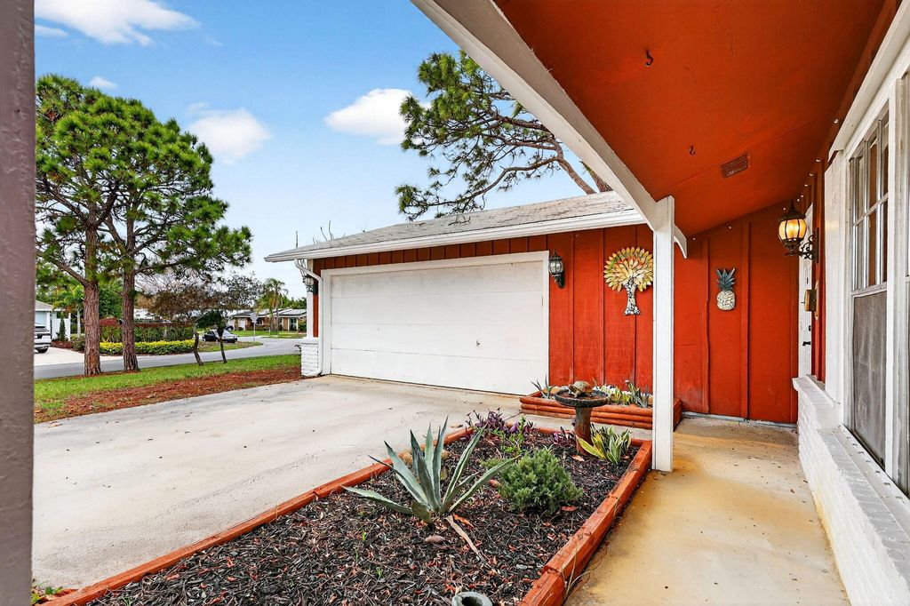 Photo of 2387 NE 16th Court, Jensen Beach, FL 34957 (MLS # B26003610)