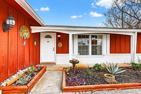 2387 NE 16th Court Jensen Beach FL 34957