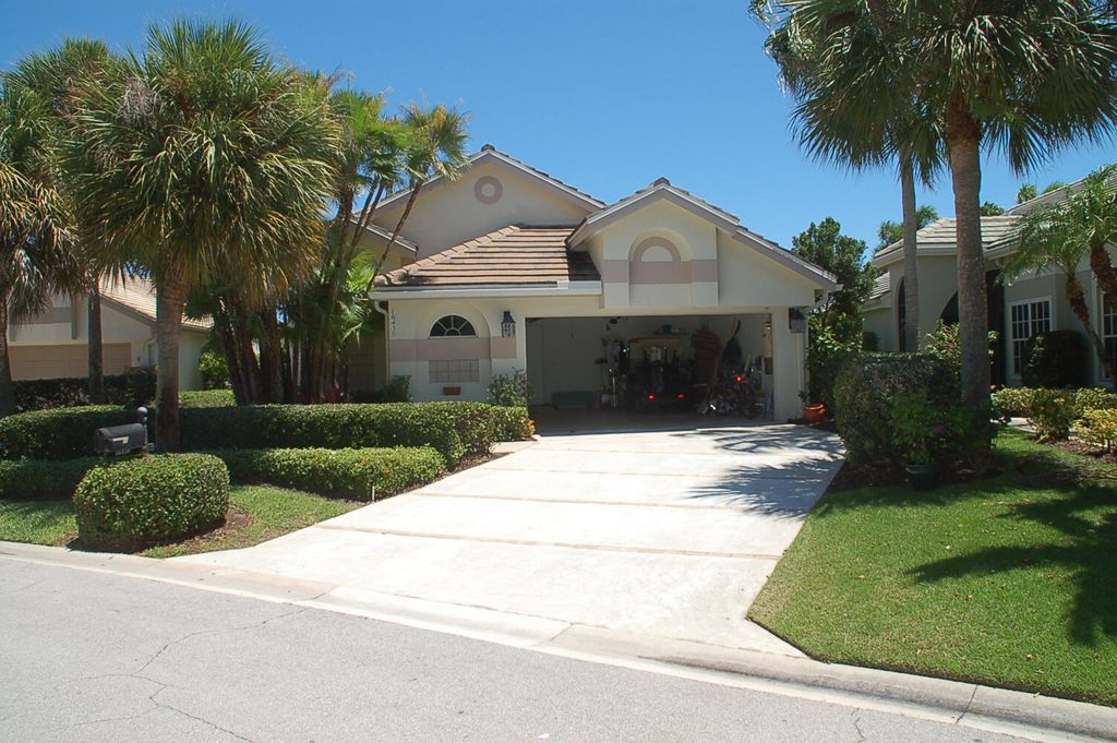 Photo of 16450 Riverwind Drive, Jupiter, FL 33477 (MLS # R10865680)