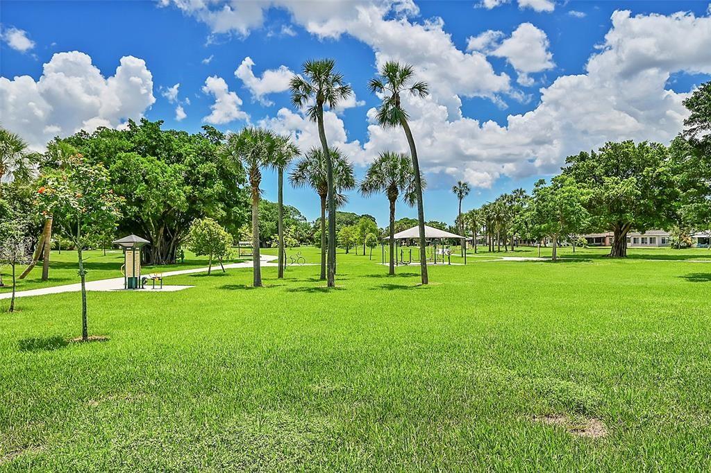 Mainlands Of Tamarac Lake - Residential