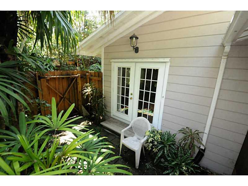 RIVERSIDE ADD AMEN PLAT - Residential