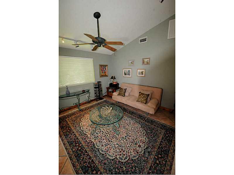 RIVERSIDE ADD AMEN PLAT - Residential