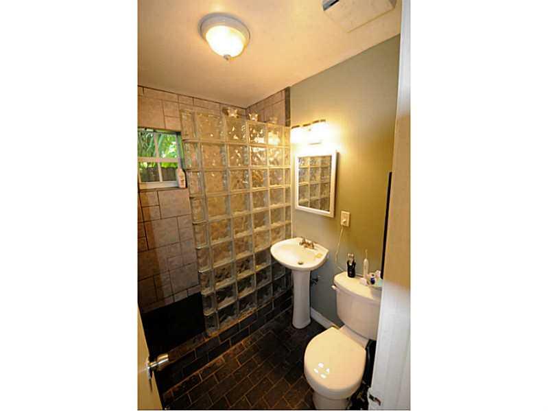 RIVERSIDE ADD AMEN PLAT - Residential