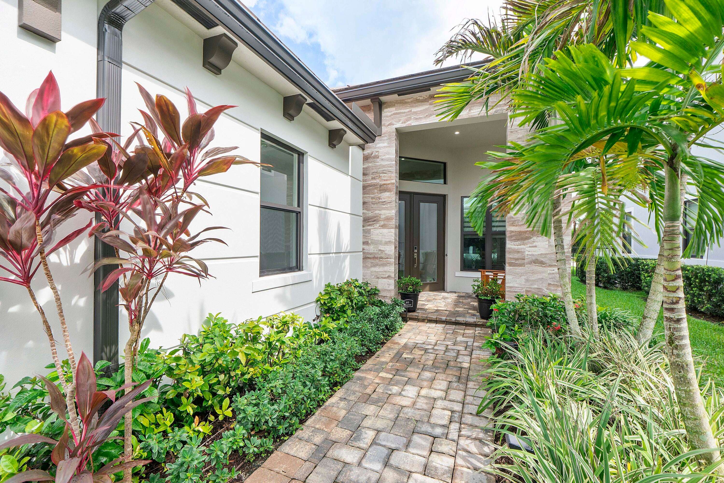 12647 Solana Bay Circle