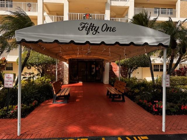 PALM-AIRE COUNTRY CLUB - Residential