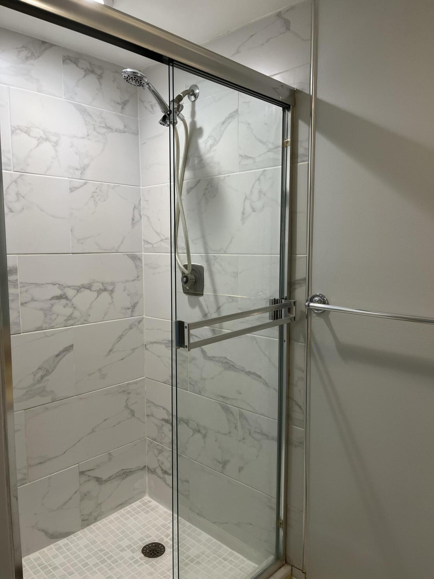 VILLAGE OF SANDALWOOD LAKES 1 - Residential Lease