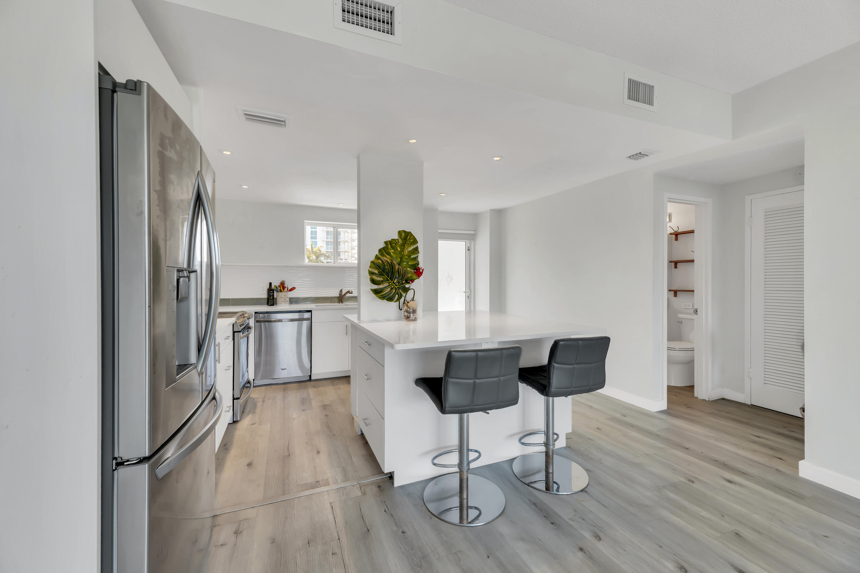 Sea Tower - Residential