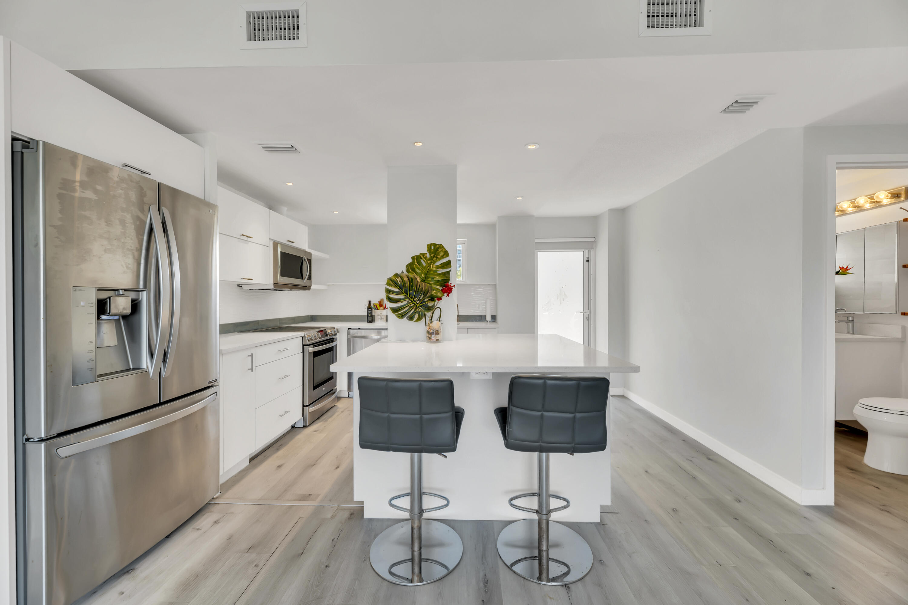 2840 N Ocean Boulevard 308