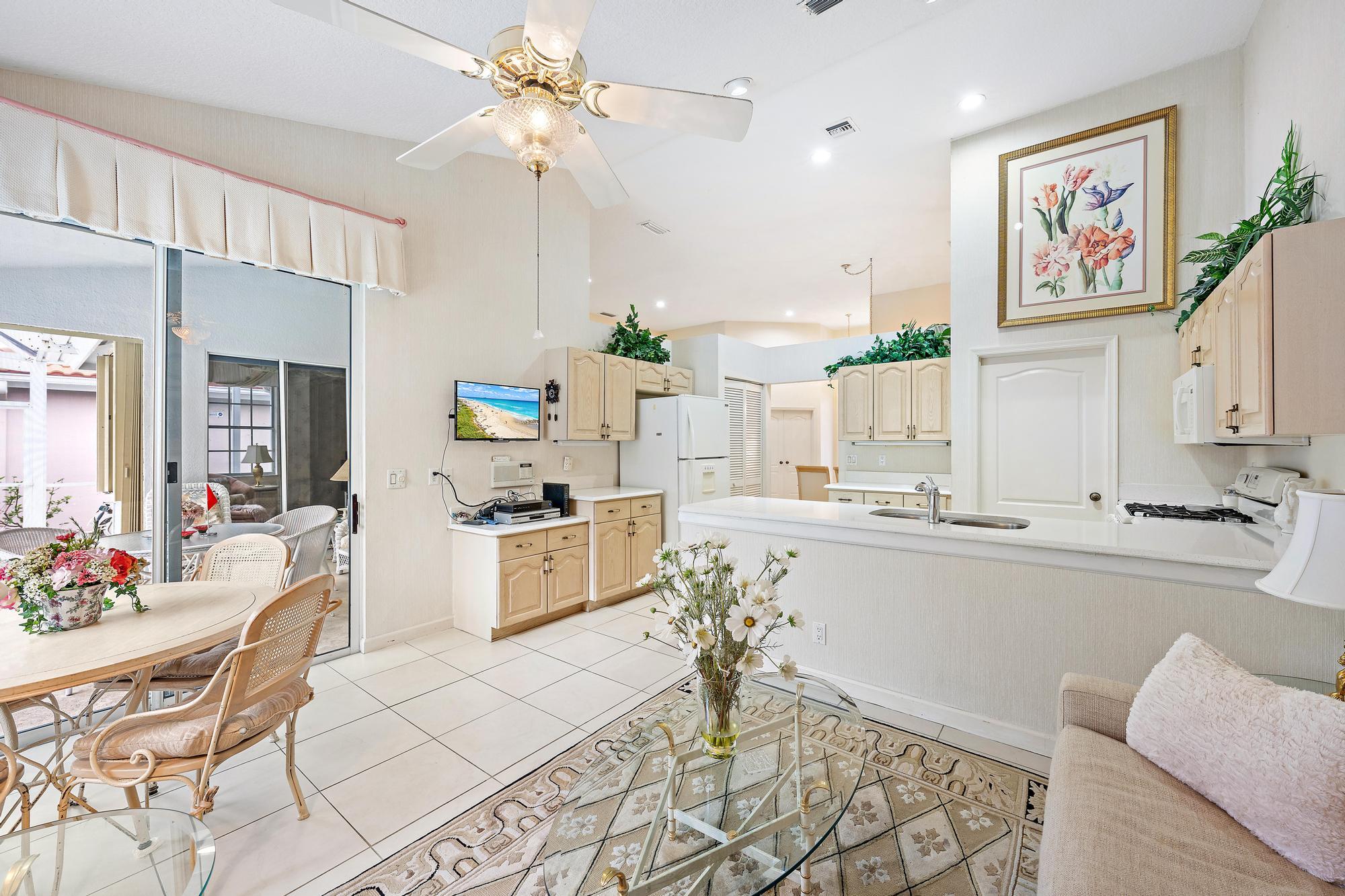 PGA RESORT COMMUNITY OF EAGLETON ESTATES - Residential