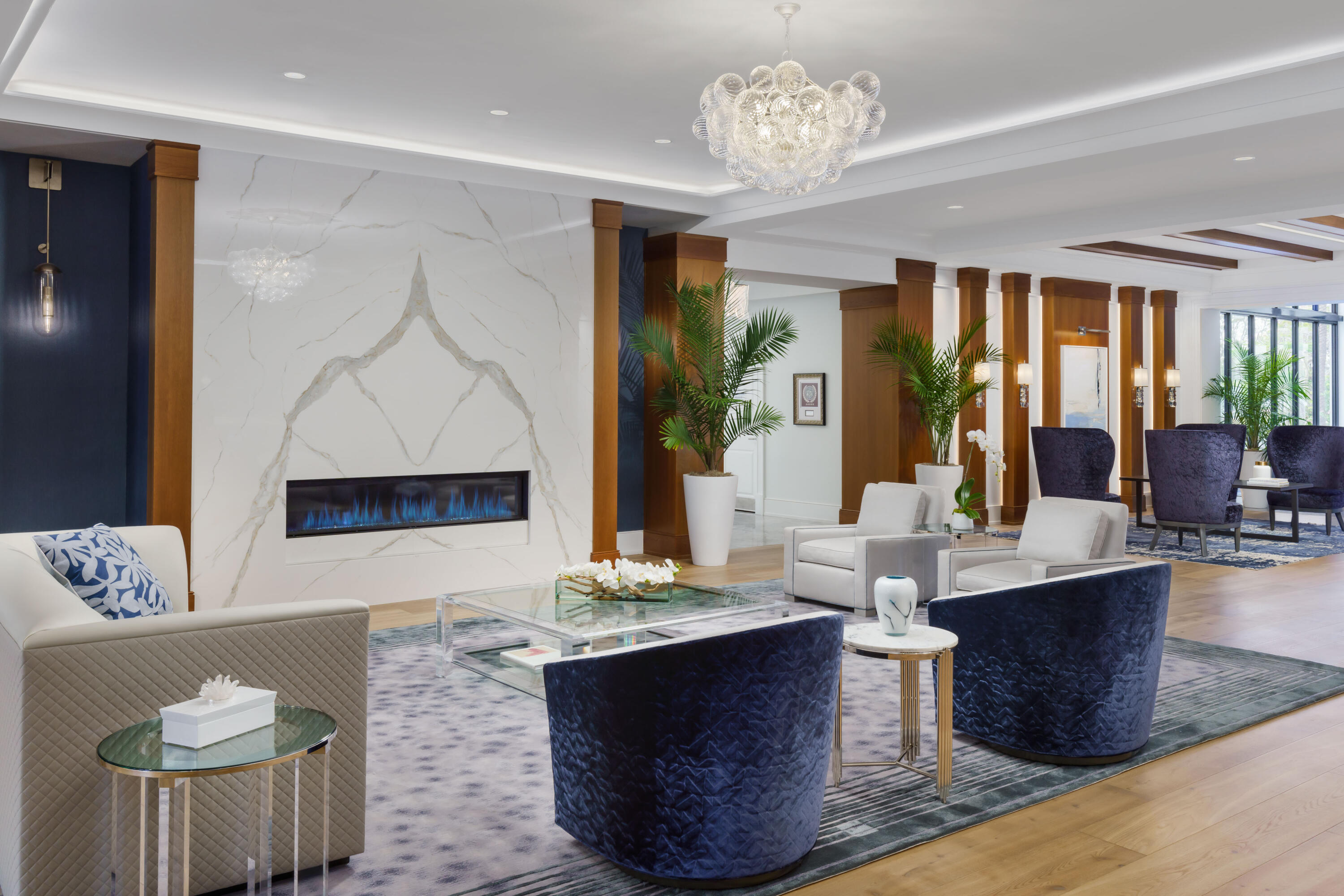 LAUREL POINTE - Residential