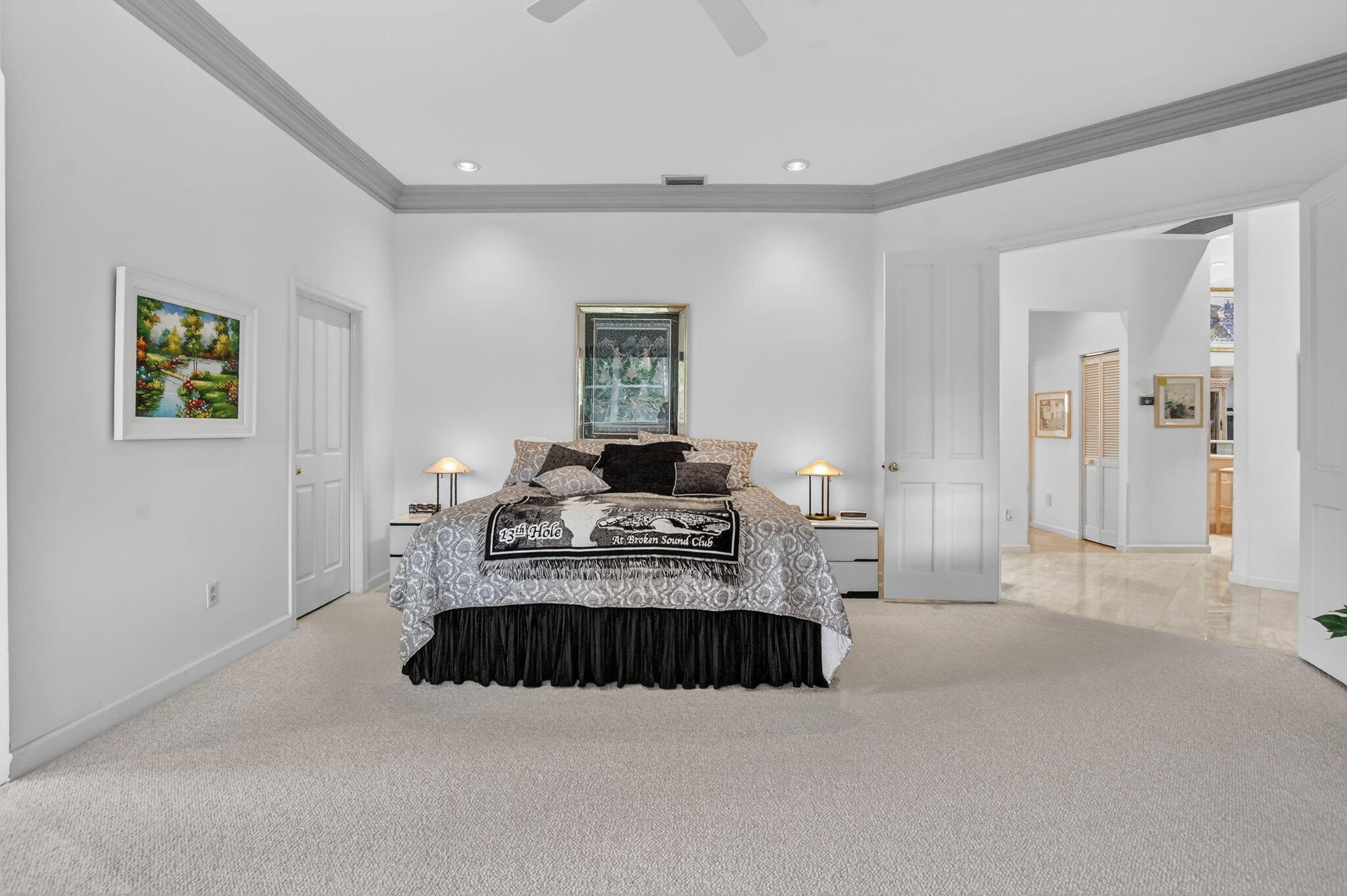 LAUREL POINTE - Residential