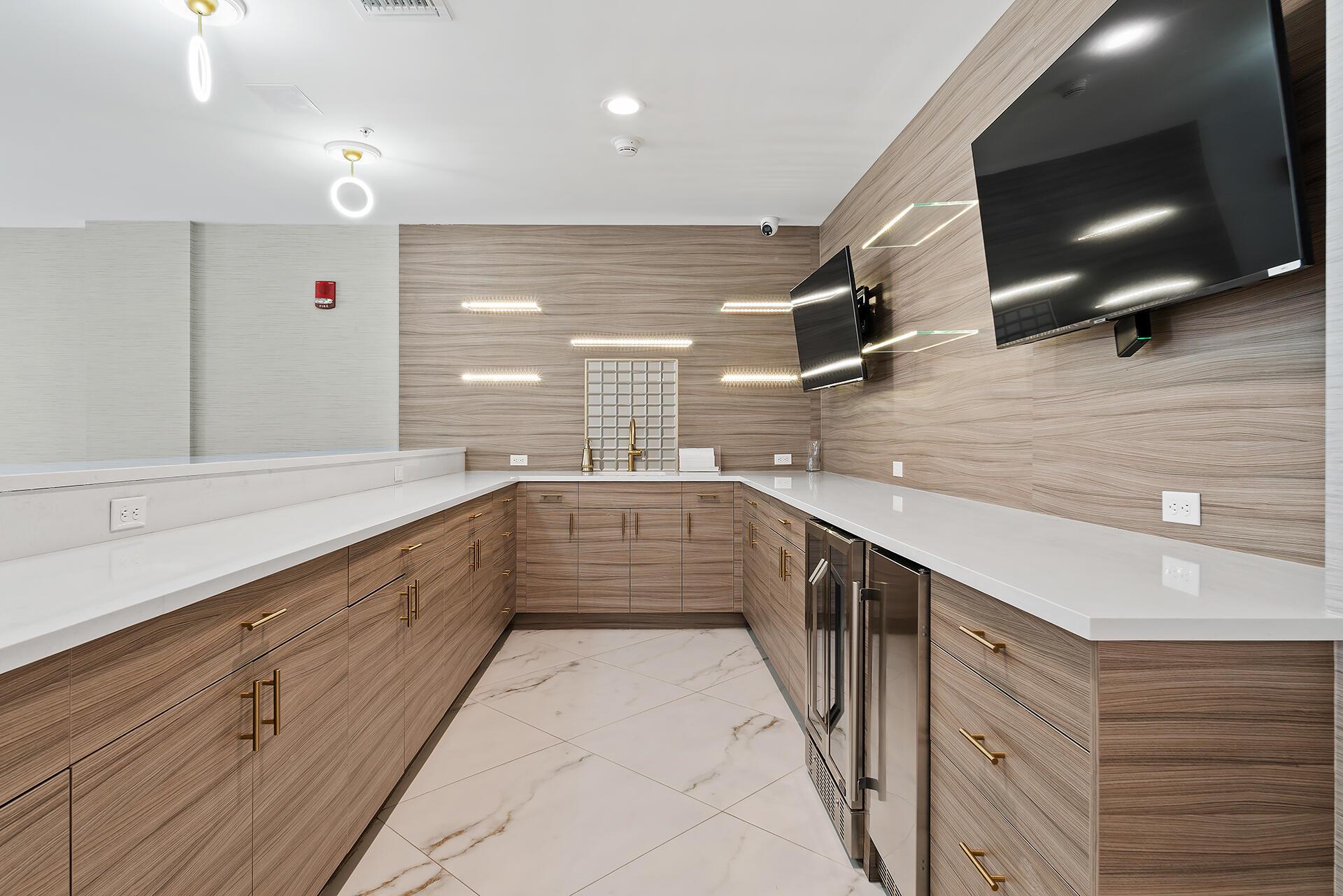 CORNICHE CONDO - Residential Lease