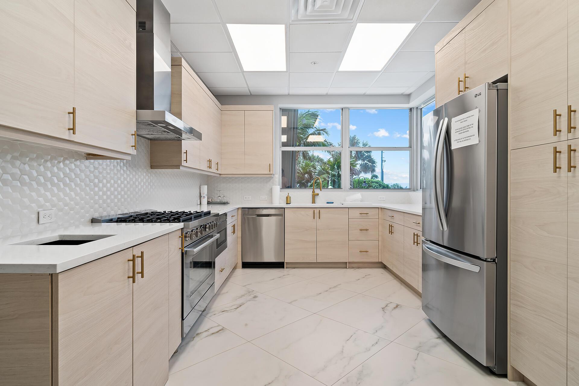 CORNICHE CONDO - Residential Lease