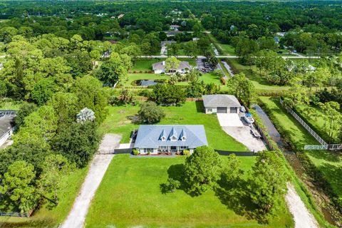 A home in Loxahatchee