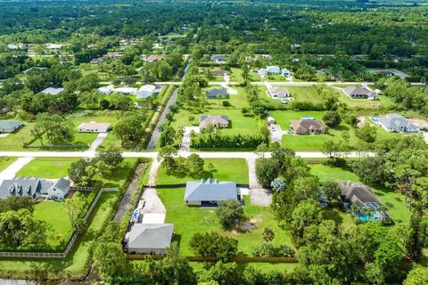 A home in Loxahatchee