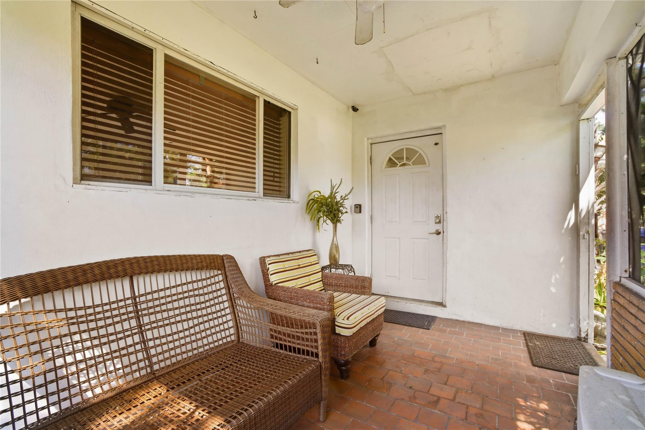 Hollywood Little Ranches - Residential