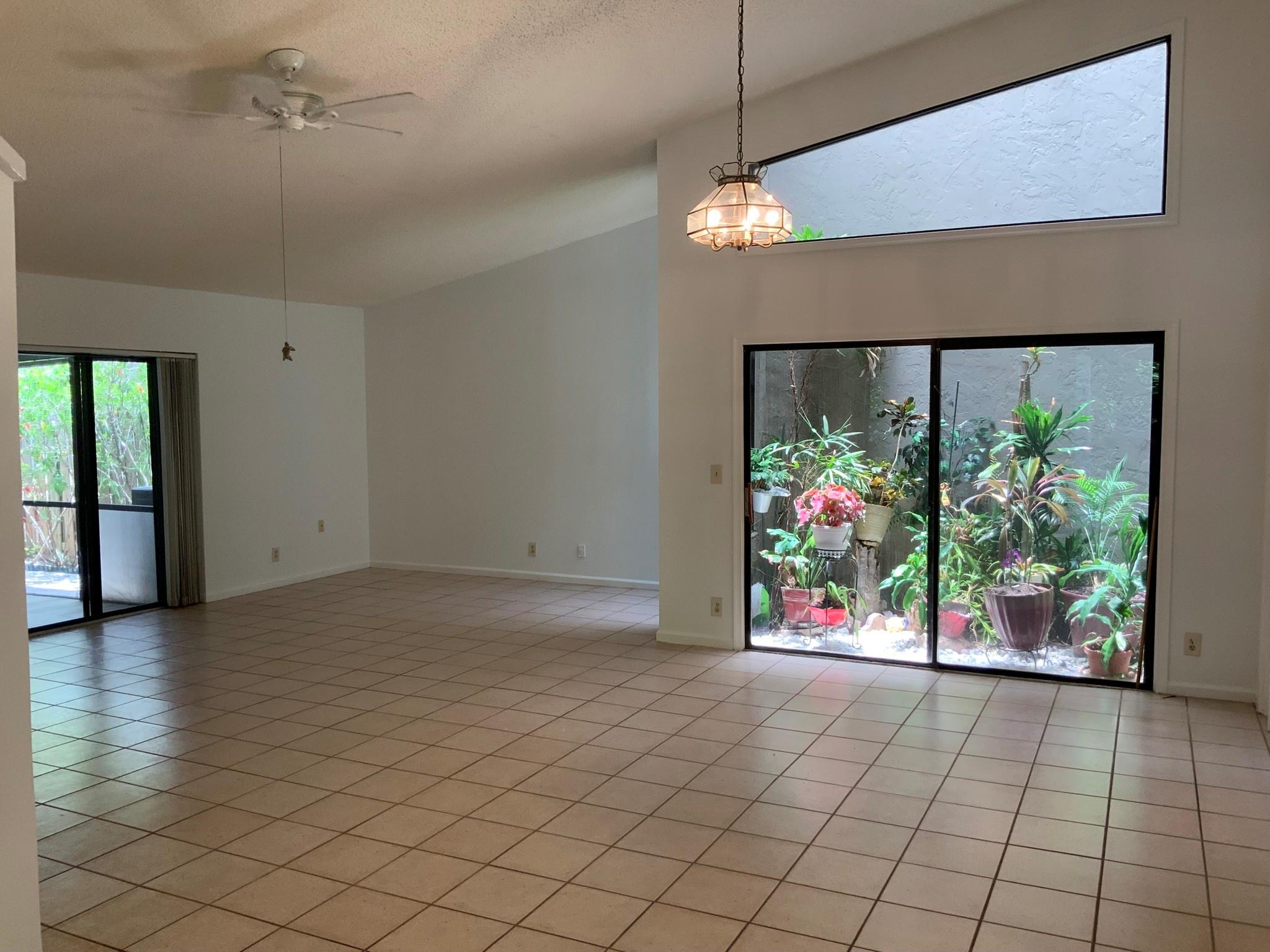 11206 Thyme Dr