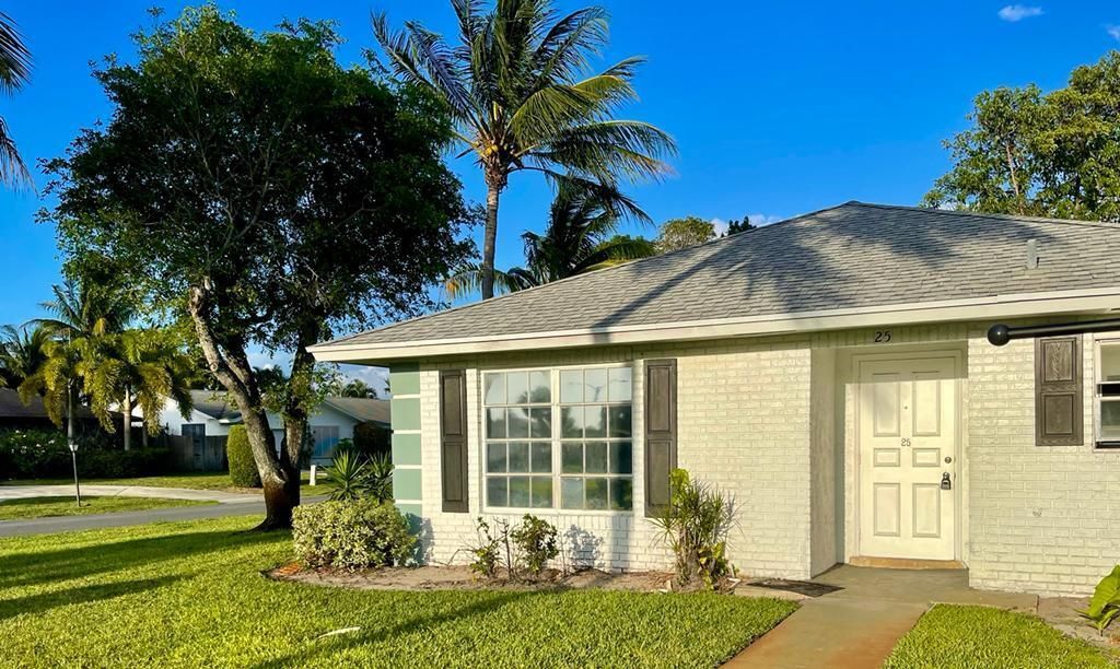 Photo of 2820 SW 14th Street #25, Boynton Beach, FL 33426 (MLS # R10799815)