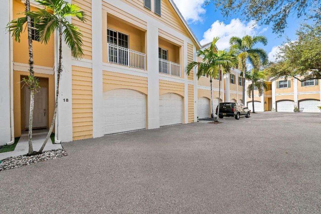 Photo of 515 SW 18th Avenue #18, Fort Lauderdale, FL 33312 (MLS # F10525413)