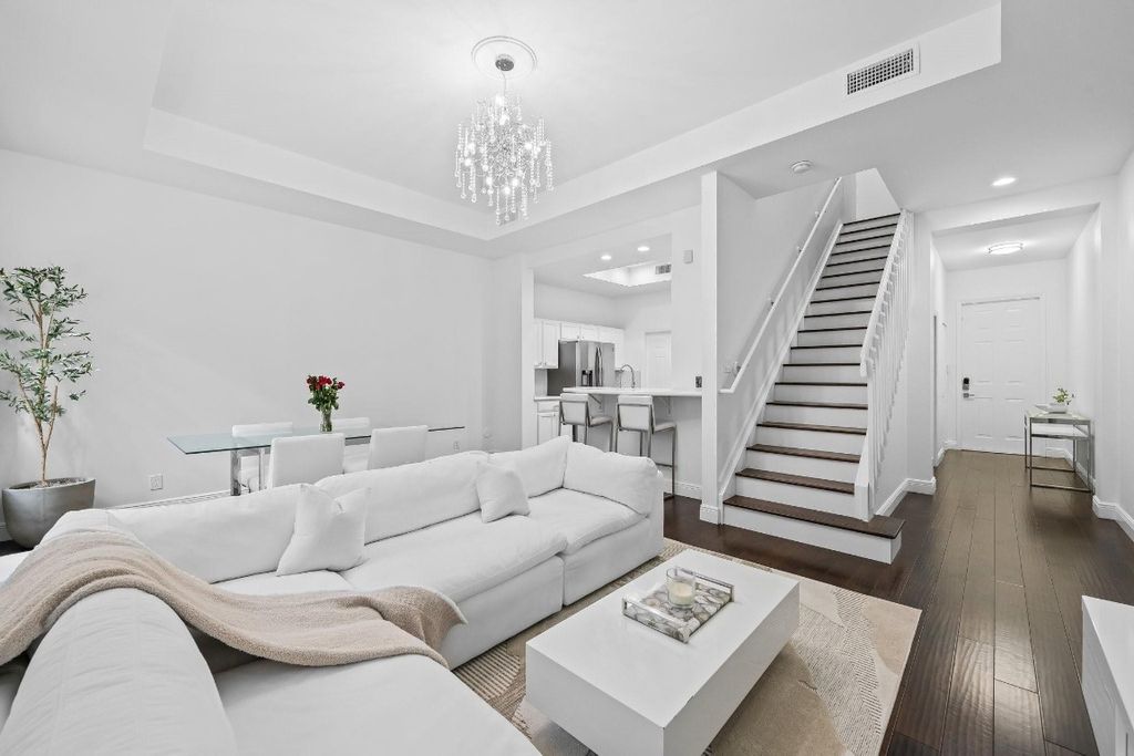 Photo of 515 SW 18th Avenue #18, Fort Lauderdale, FL 33312 (MLS # F10525413)