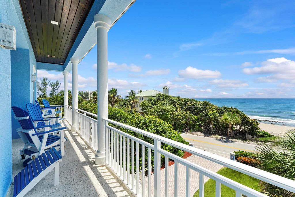 Photo of 1334 SE Macarthur Boulevard, Stuart, FL 34996 (MLS # R11109538)