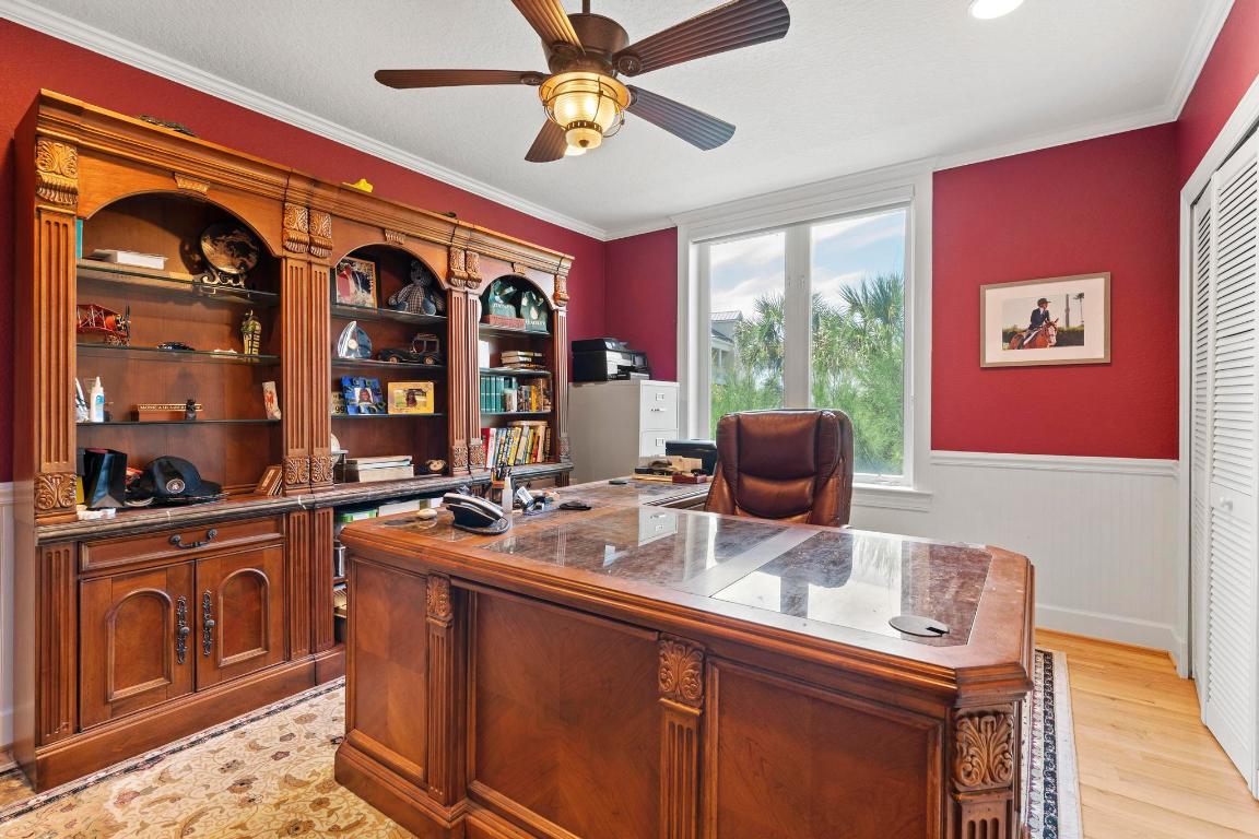 YACHT CLUB BEACH - Residential