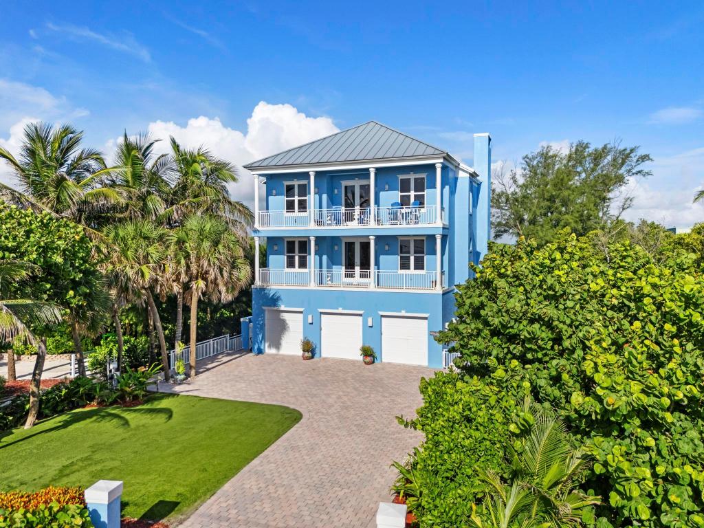 YACHT CLUB BEACH - Residential