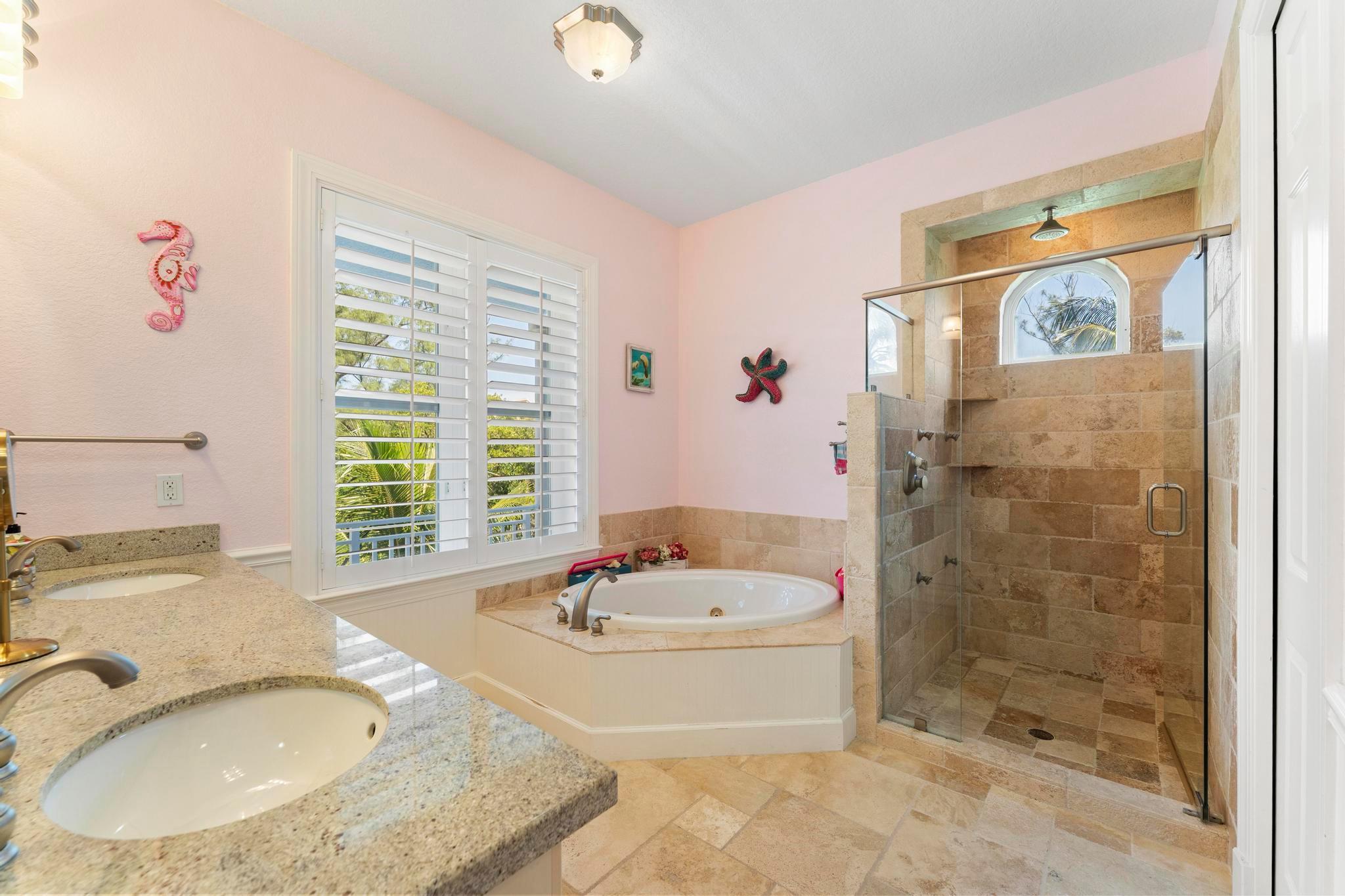 YACHT CLUB BEACH - Residential