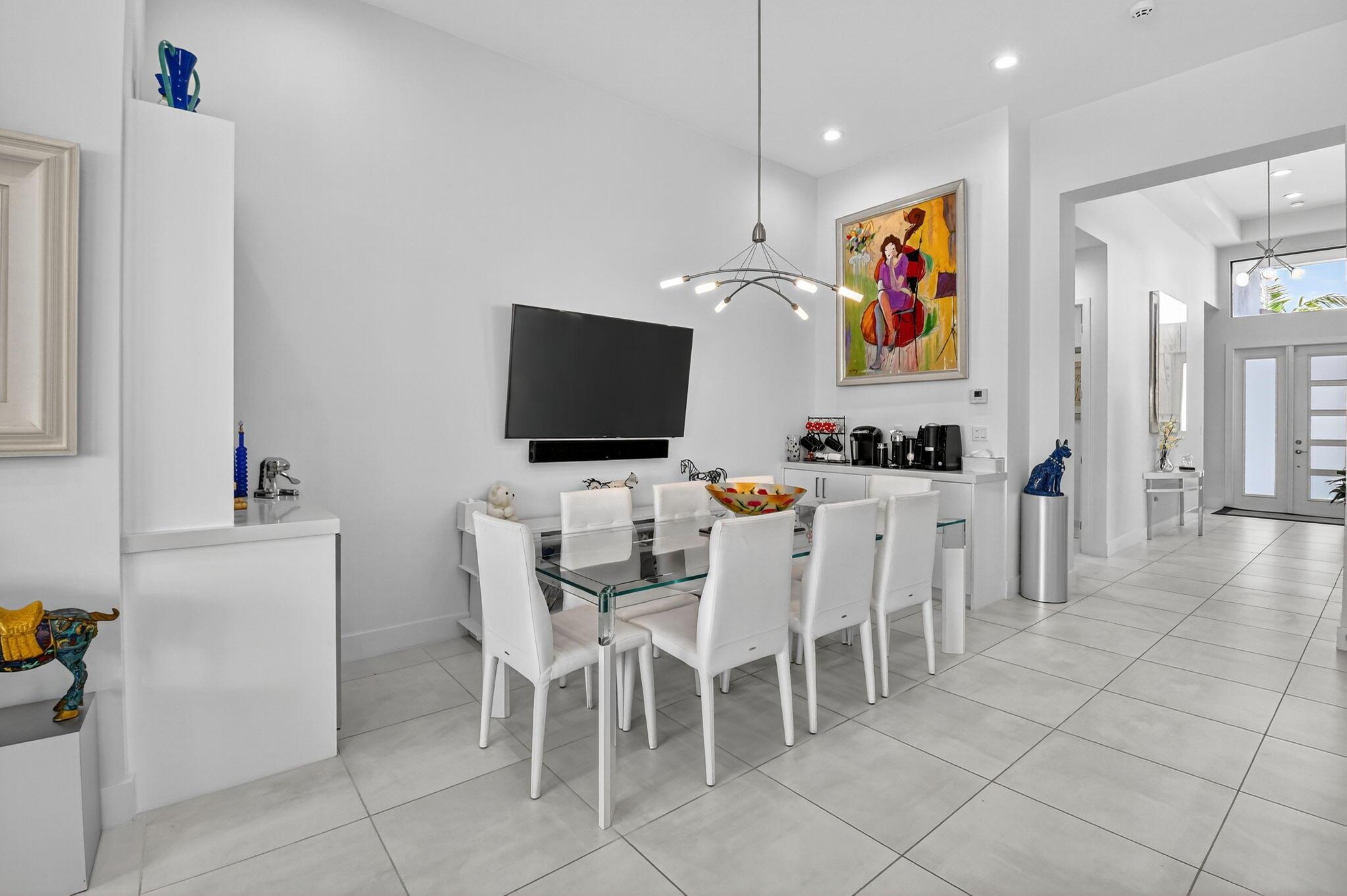 Lotus Palm - Residential Lease