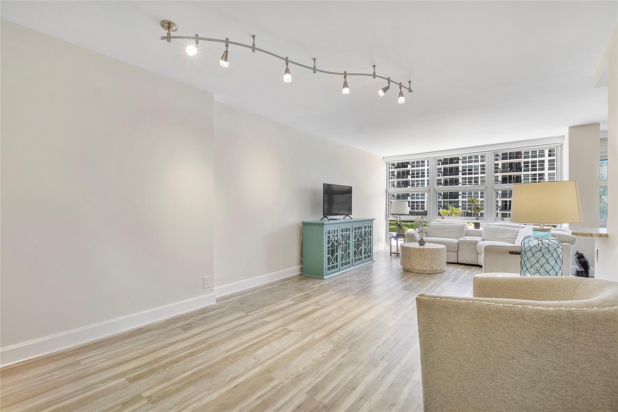 531 N Ocean Blvd 502