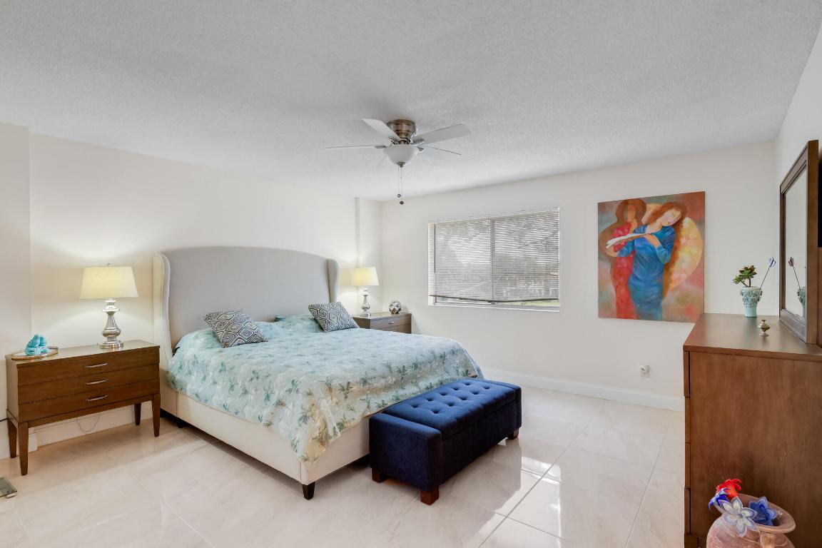 HAMLET AT POINCIANA CONDO - Residential