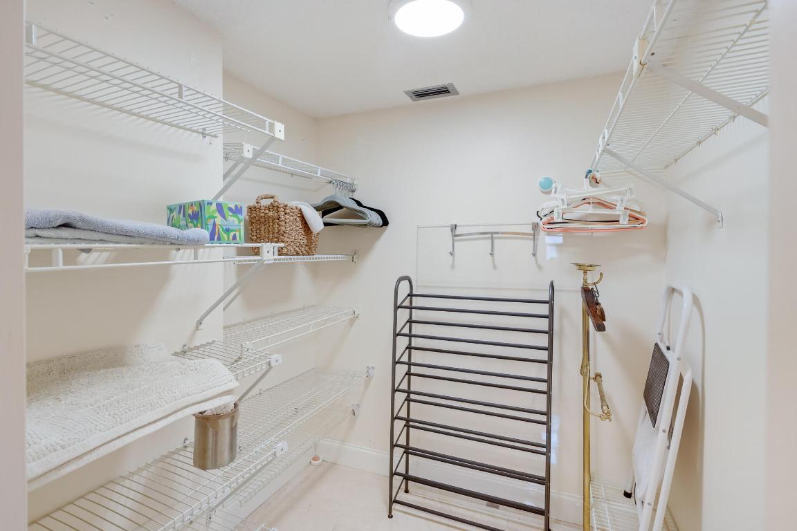 HAMLET AT POINCIANA CONDO - Residential