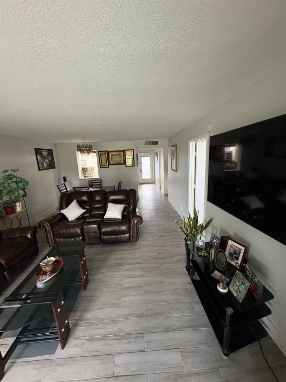 PALM SPRINGS 2 - Residential