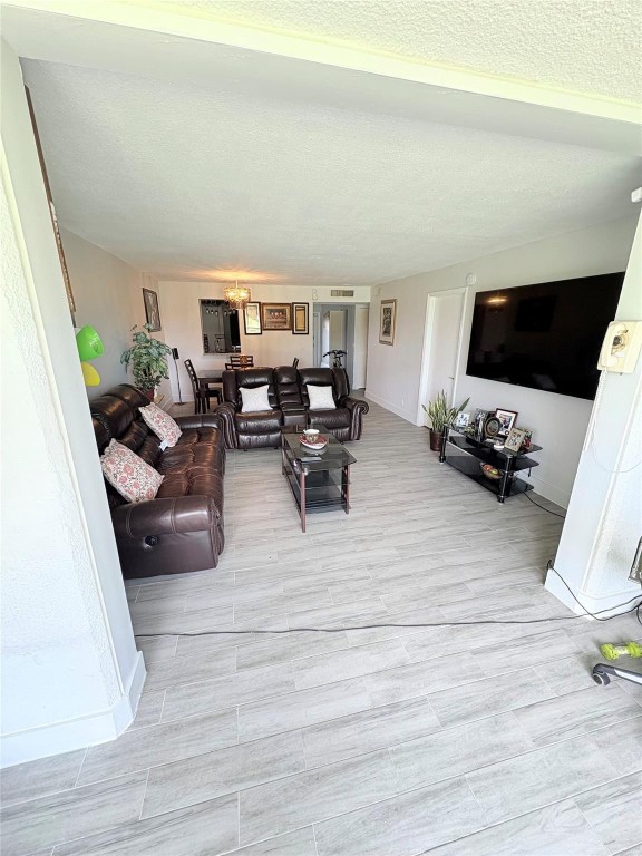 PALM SPRINGS 2 - Residential