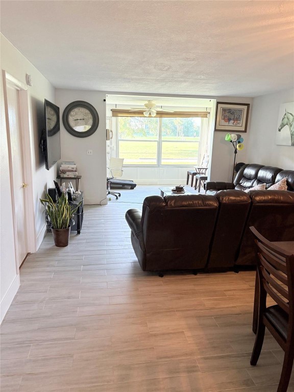 PALM SPRINGS 2 - Residential