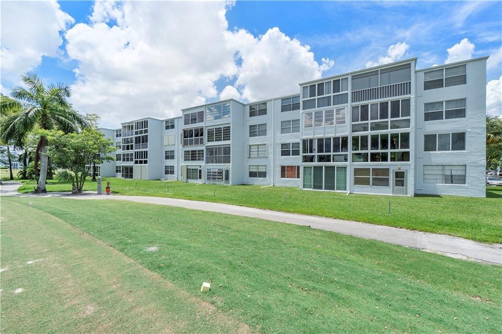 WOW!!! RARELY AVAILABLE REMODLED GROUND FLOOR CORNER UNIT DIRECTLY ON THE GOLF COURSE. THERE ARE NO GOLF COURSE MEMBERSHIP FEES. THIS LARGE UNIT FEATURES AN AMAZING GOLF TEE VIEW FROM YOUR ENCLOSED FLORIDA ROOM FOR ADDED LIVING SPACE. TILE THROUGHOUT LIVING AREAS, WOOD FLOORS IN BEDROOMS. ADDITIONAL STORAGE SPACE LOCATED OUTSIDE. THIS UNIT HAS BEEN FRESHLY PAINTED AND THOROUGHLY CLEANED. THIS UNIT IS WAITING FOR YOU TO BE ITS NEW OWNER AND MAKE IT YOURS!