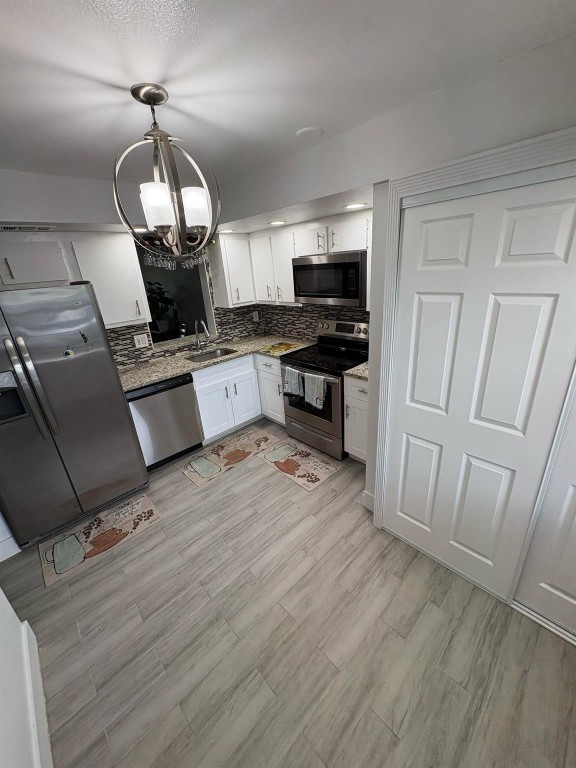 PALM SPRINGS 2 - Residential