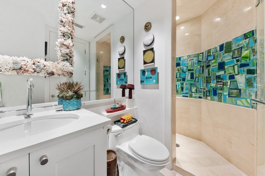 ONE WATERMARK PLACE - Residential