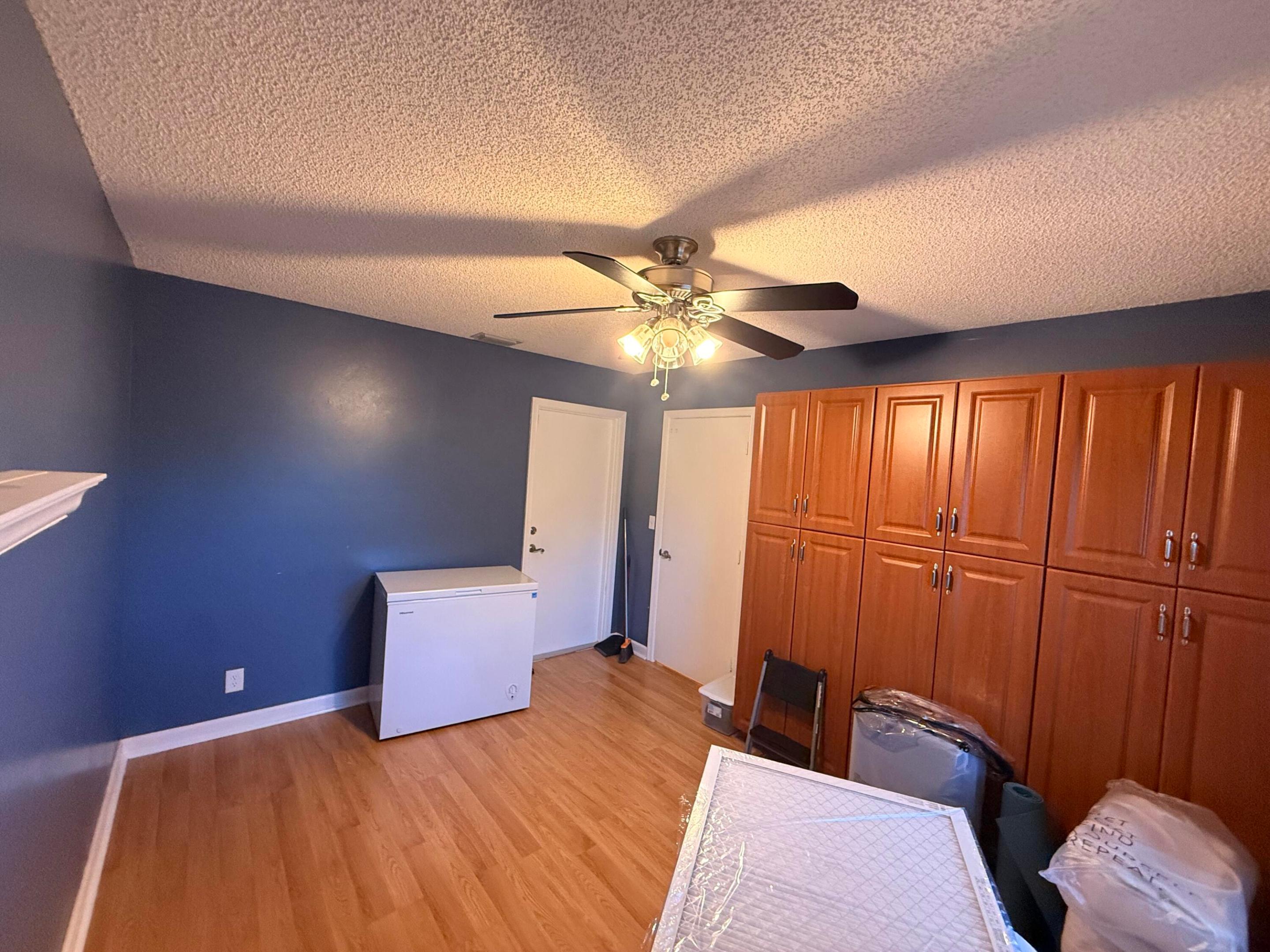 LEE ESTATES 4 - Residential Lease