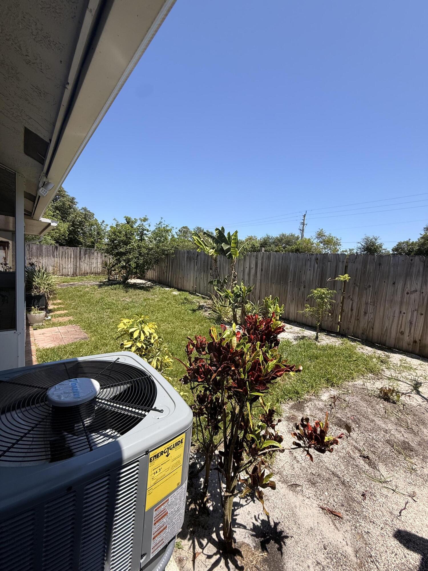 LEE ESTATES 4 - Residential Lease