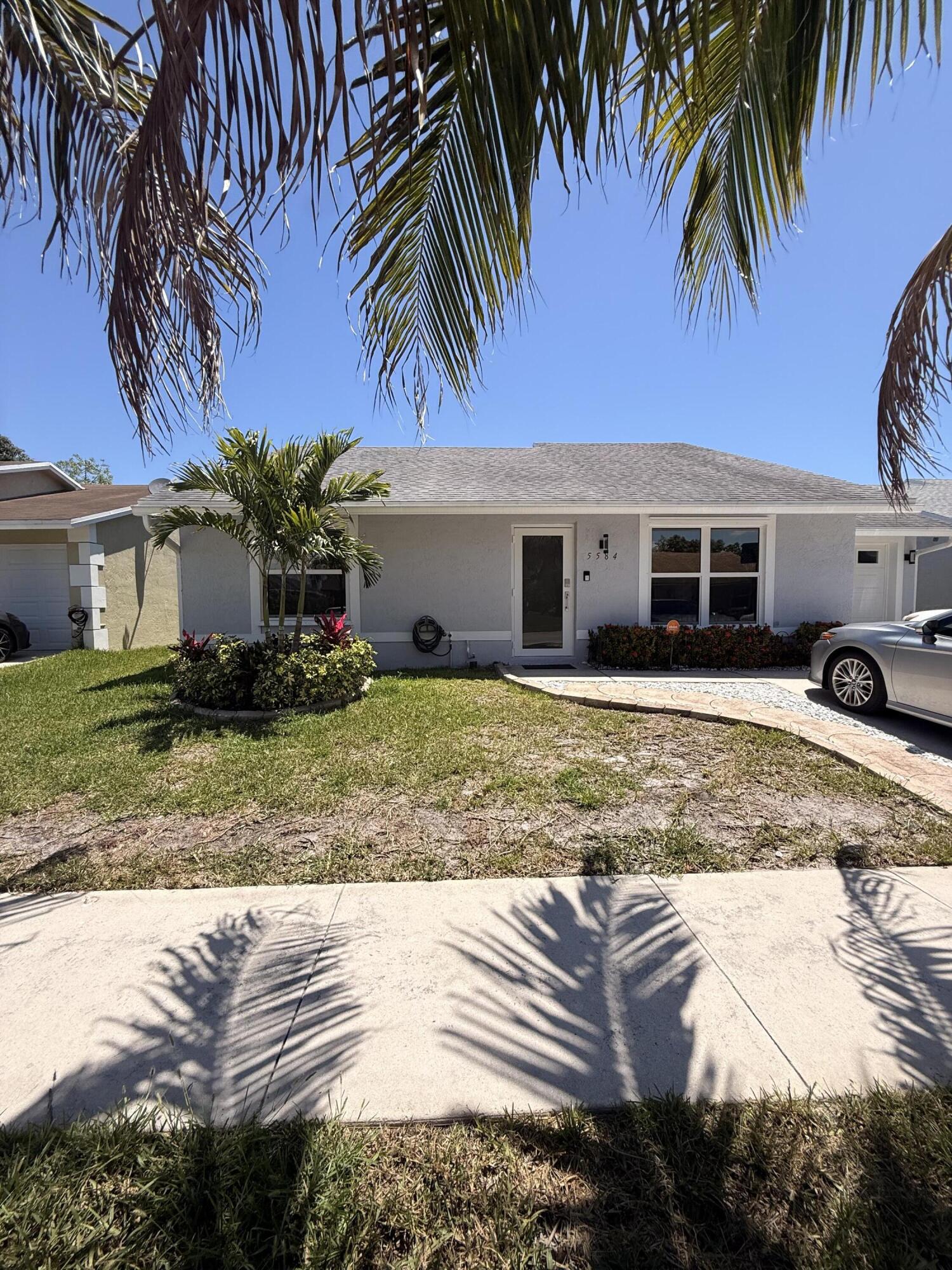 LEE ESTATES 4 - Residential Lease