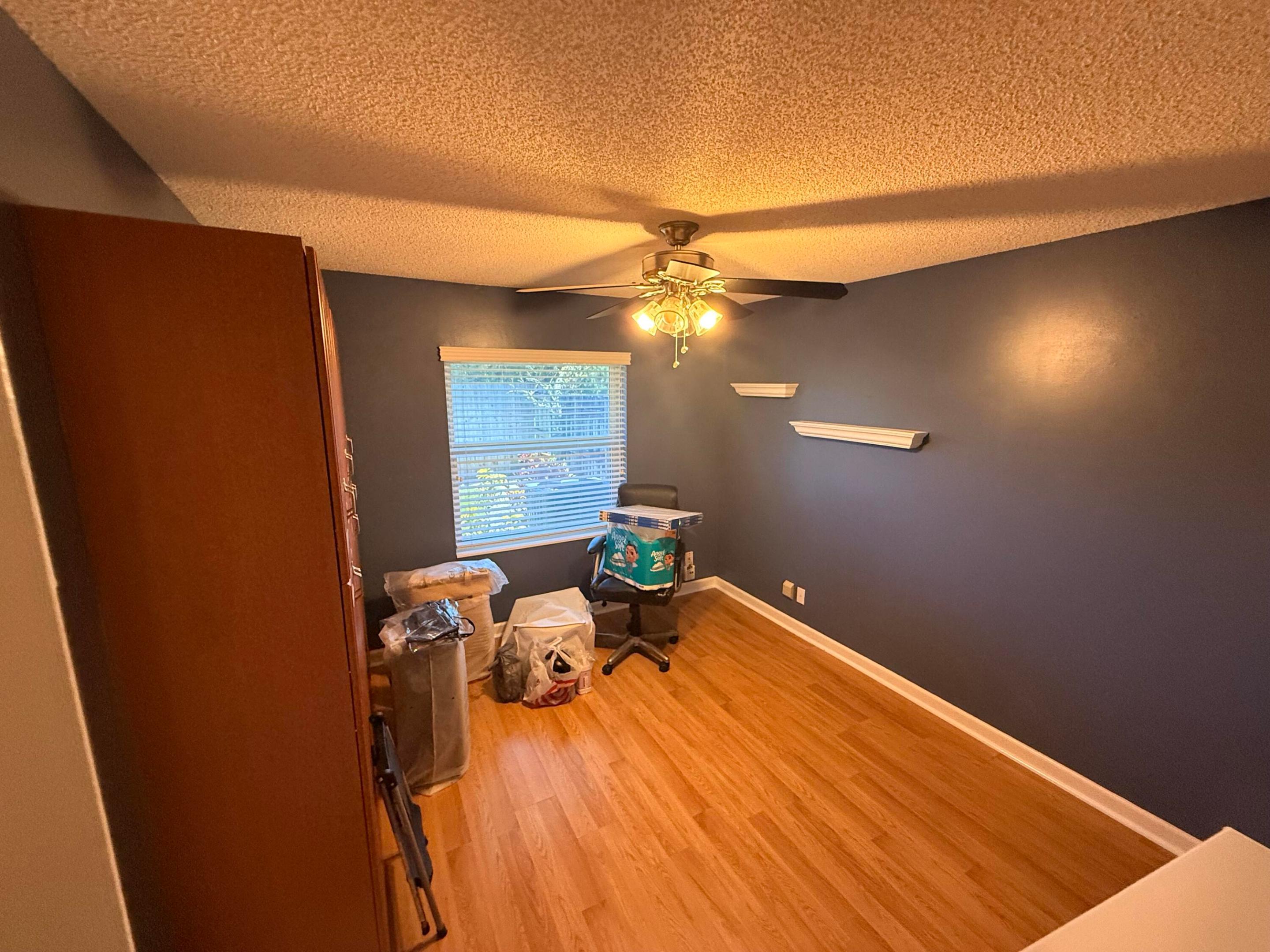 LEE ESTATES 4 - Residential Lease